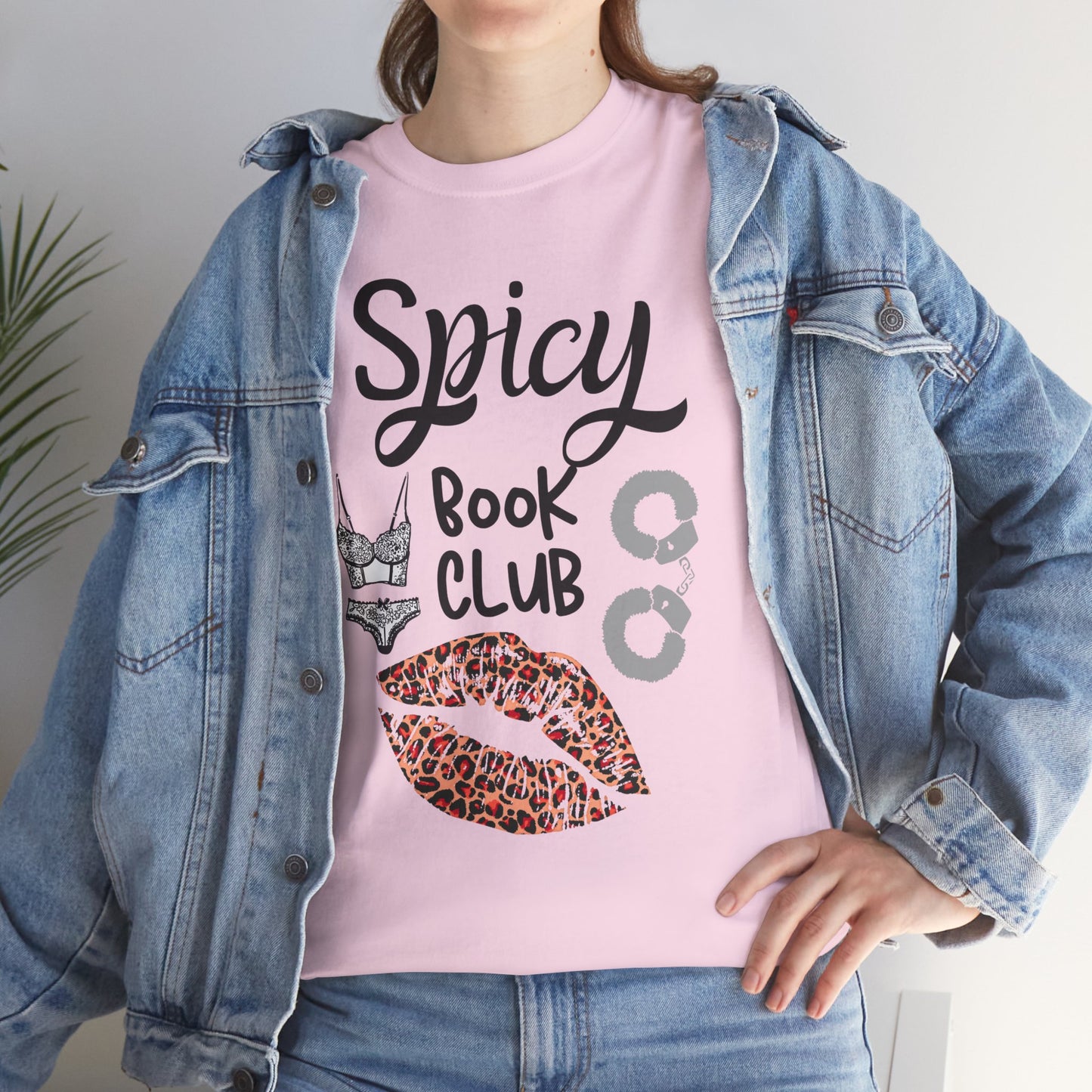 Spicy Book Club – T-Shirt for Smut-Loving Readers & BookTok Baddies